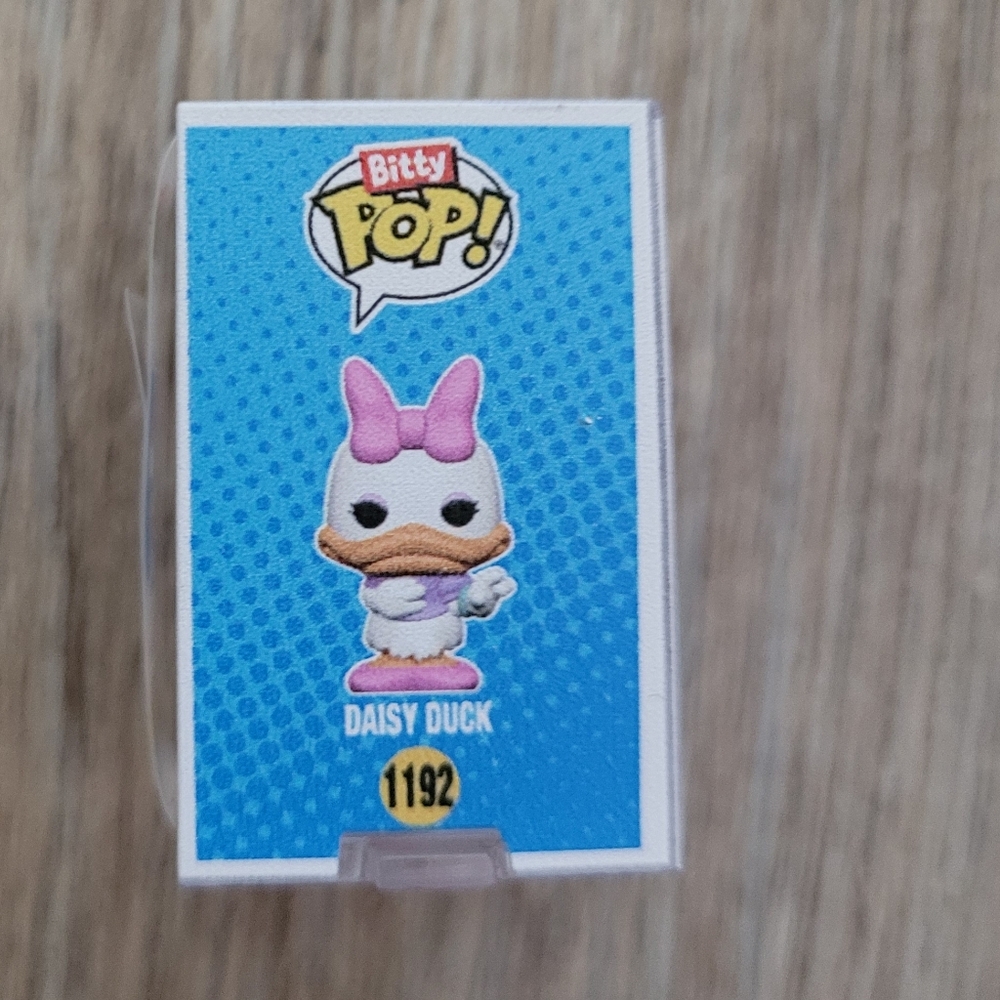 Funko Bitty Pop! of Daisy Duck from the Disney Mickey and Friends series. - Picture 7 of 8